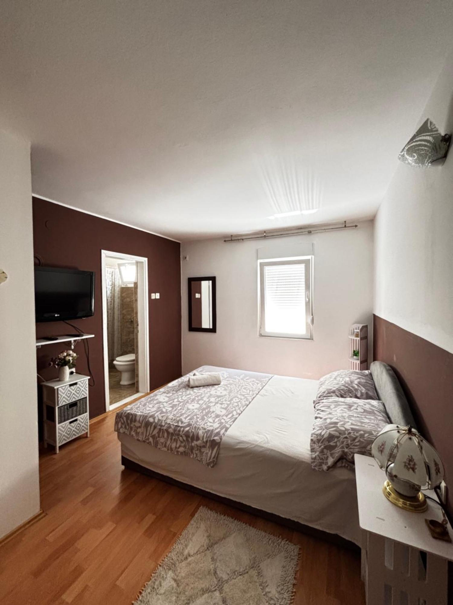 Apartman Esra